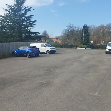 Mercure Cardiff North Hotel Dış mekan fotoğraf
