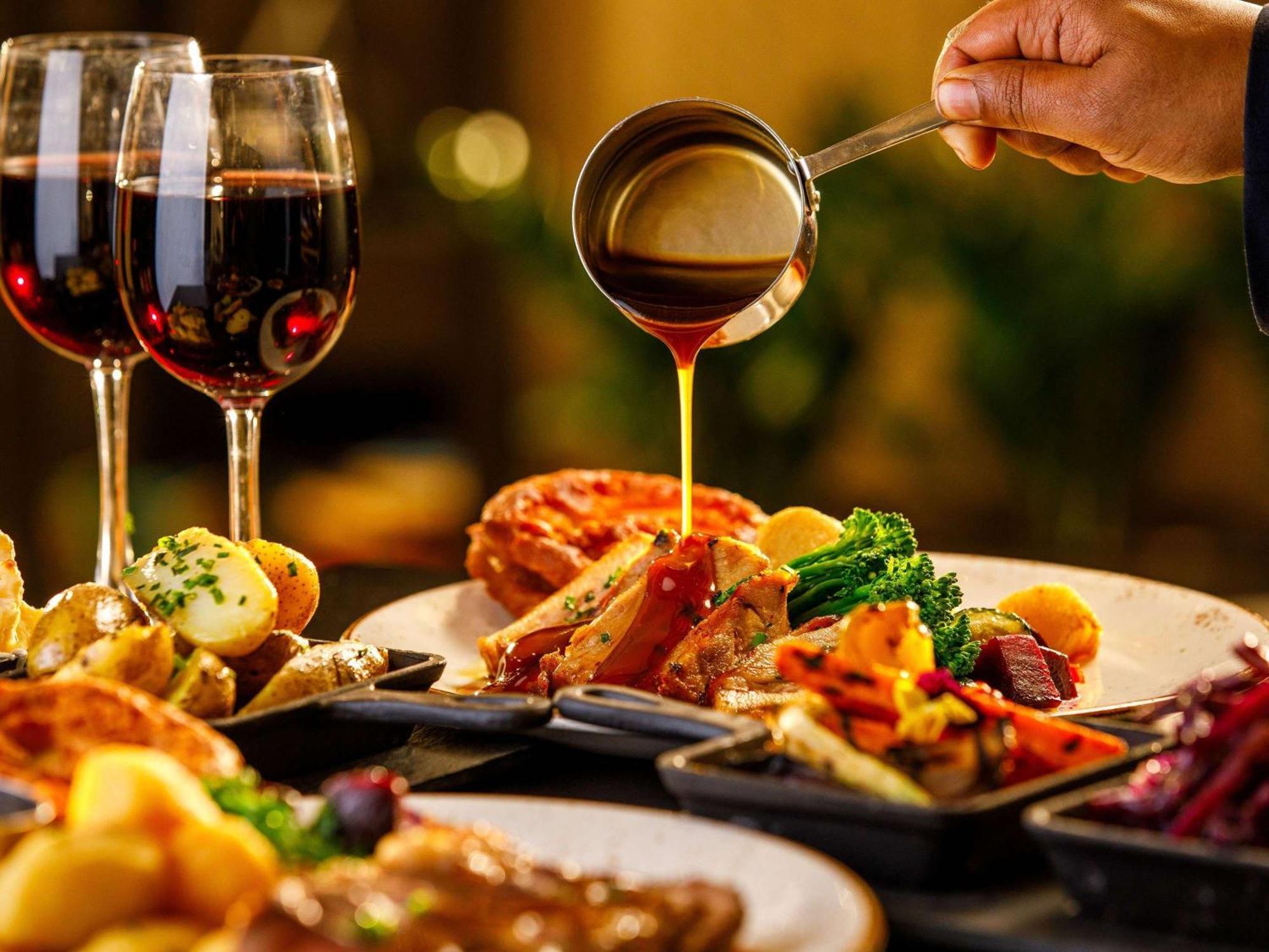 Mercure Cardiff North Hotel Dış mekan fotoğraf