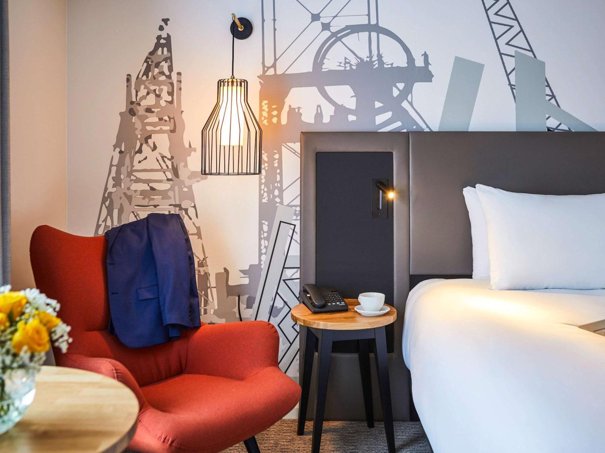 Mercure Cardiff North Hotel Dış mekan fotoğraf
