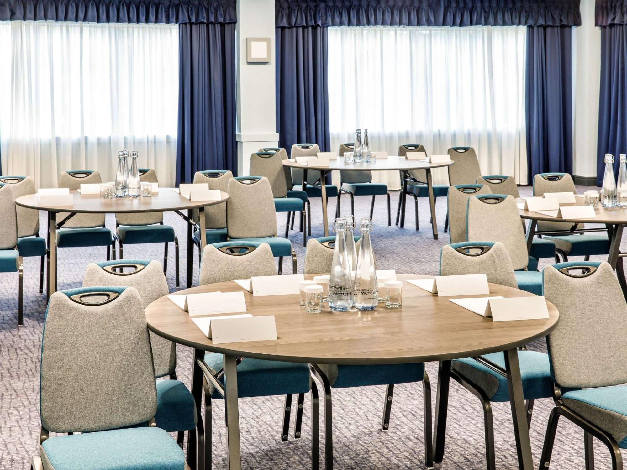 Mercure Cardiff North Hotel Dış mekan fotoğraf