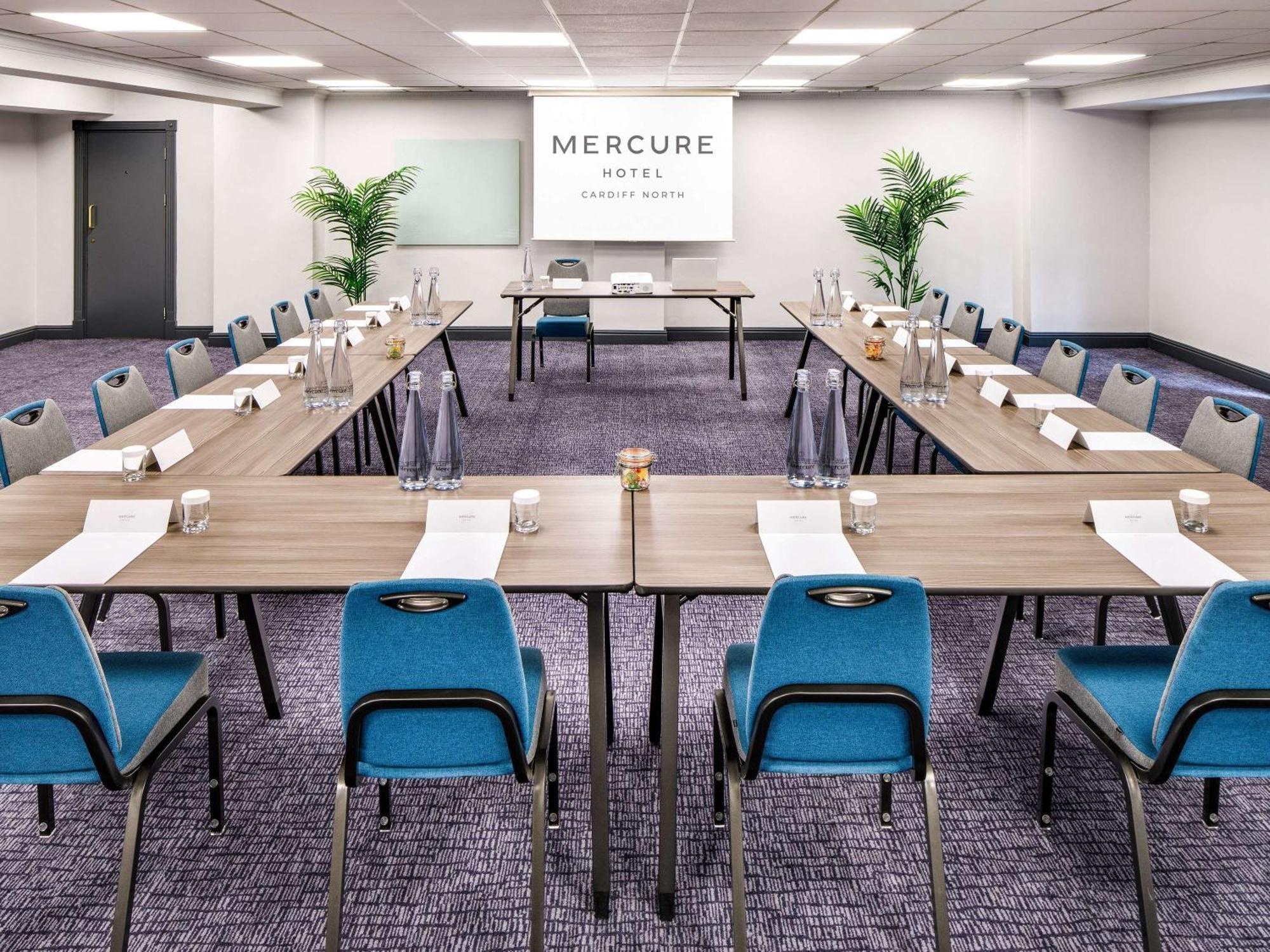 Mercure Cardiff North Hotel Dış mekan fotoğraf