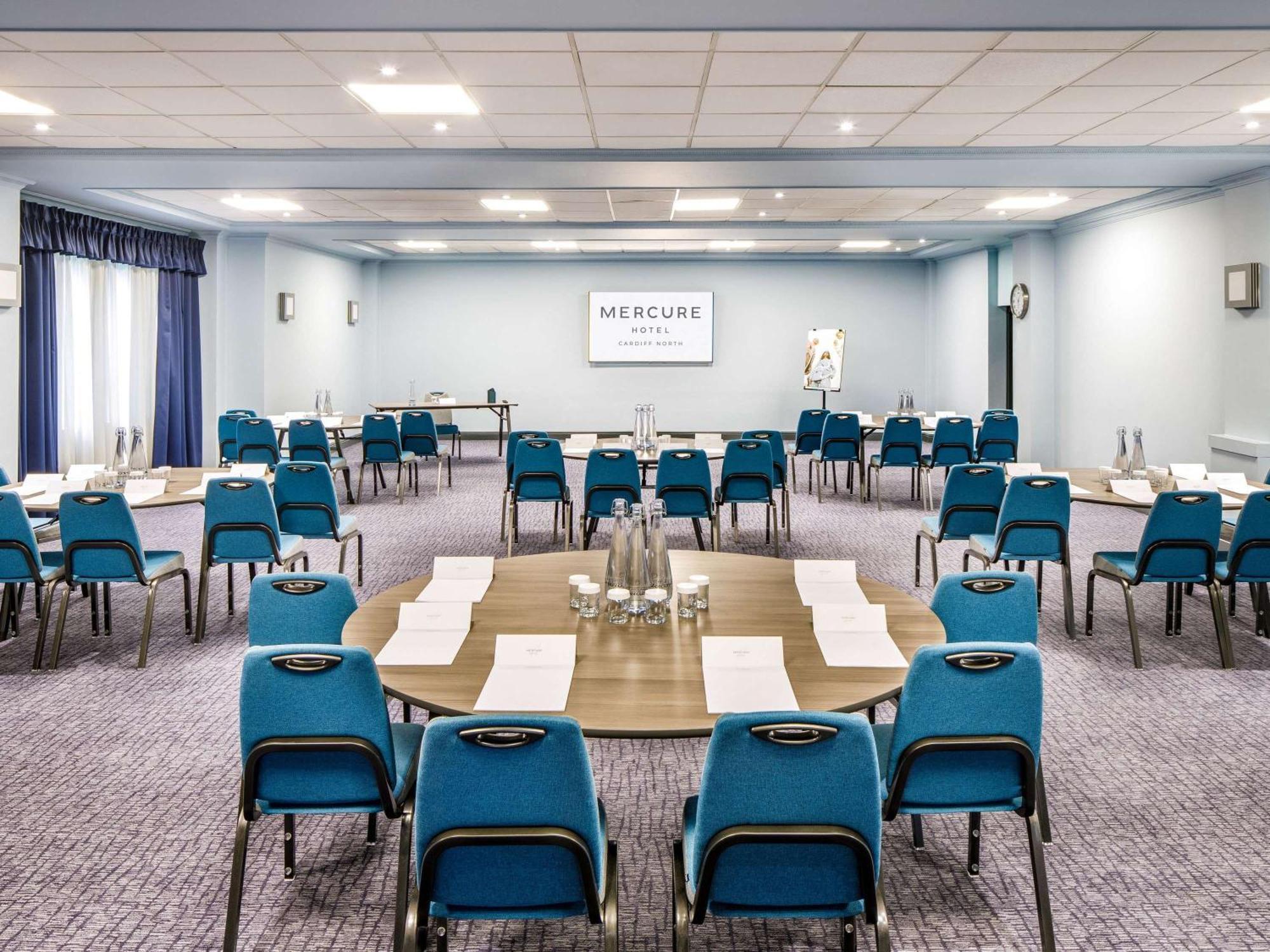 Mercure Cardiff North Hotel Dış mekan fotoğraf